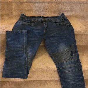 Men’s soft denim jeans